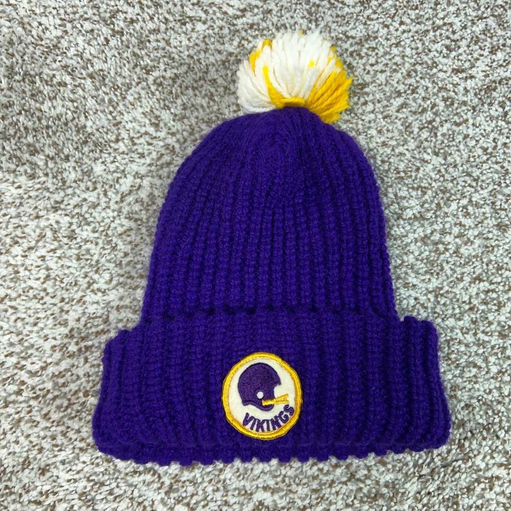 Minnesota Vikings Hat Mens One Size Purple Winter NFL Football Pom Knit Cap